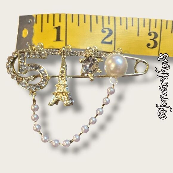 Bundle Sale 3 for $15 | Rhinestone Accent 3” Gold Tone Diaper Style Charm Pin - Picture 4 of 7